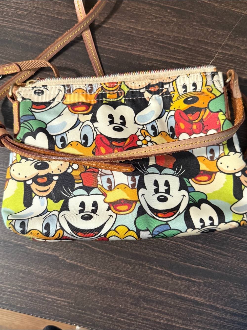 Disney Dooney & Bourke Characters Crossbody Bag in Multicolor - Picture 5 of 6